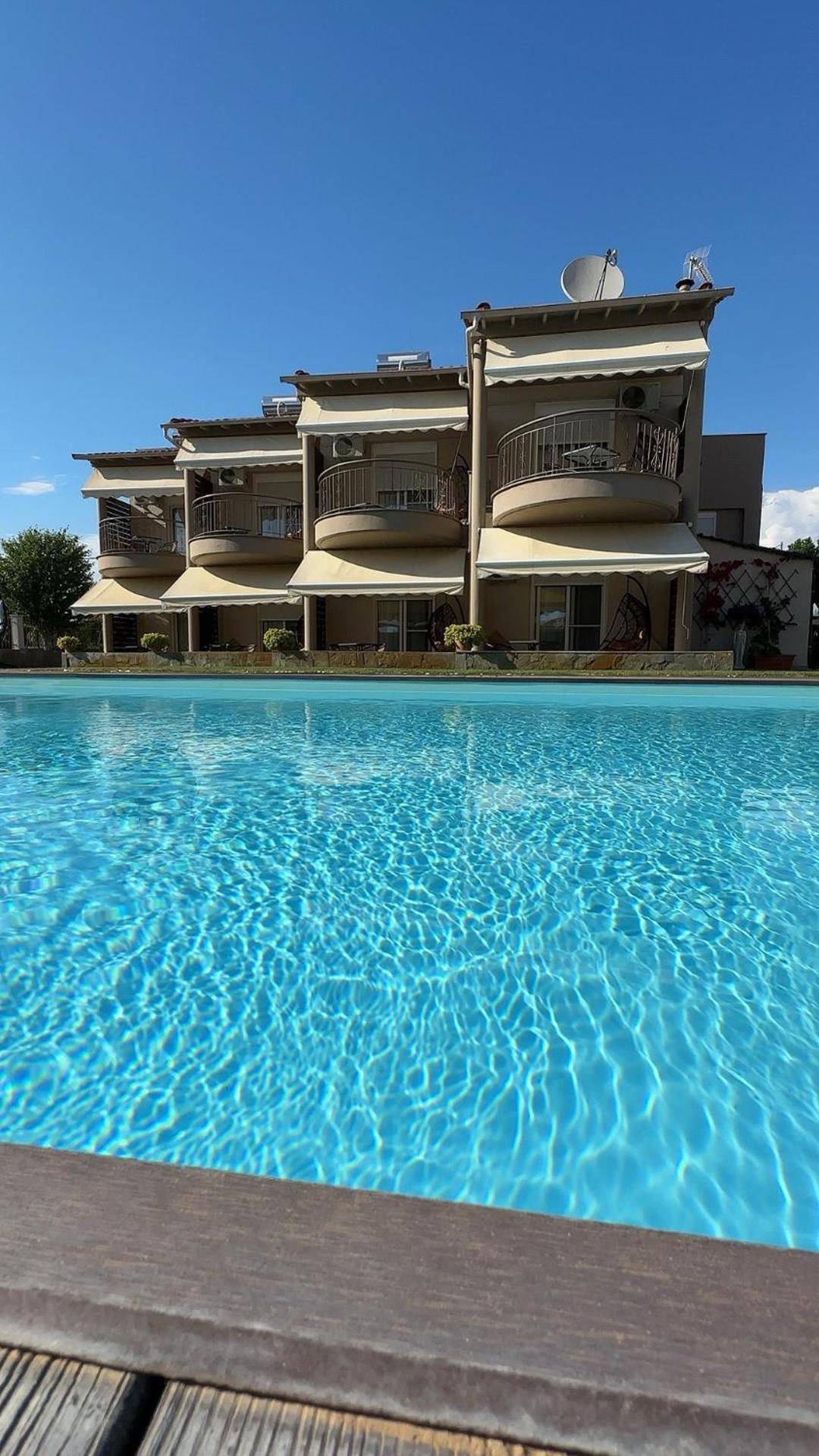 Mente Libre Villas Nea Plagia Exterior photo