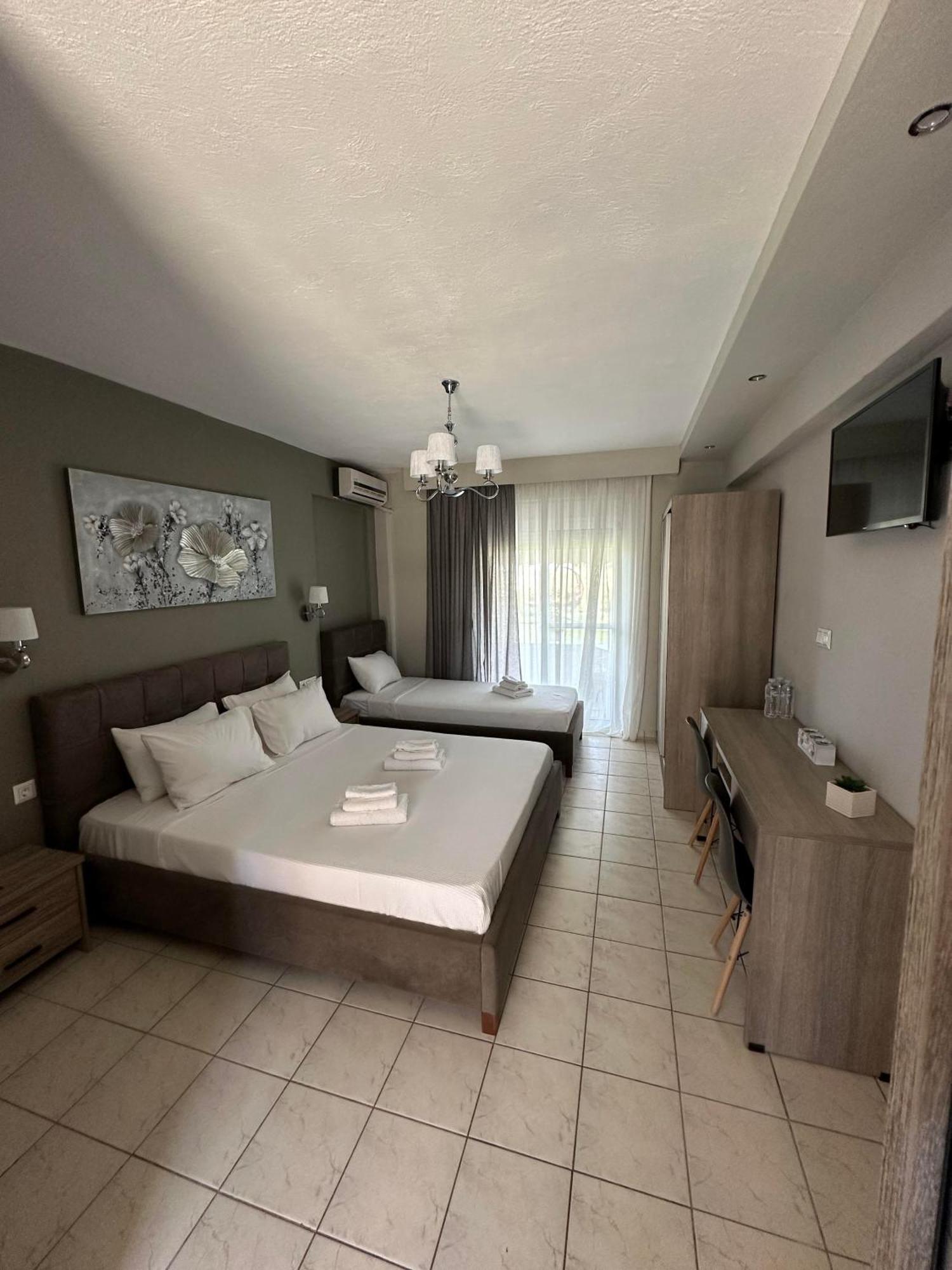 Mente Libre Villas Nea Plagia Exterior photo