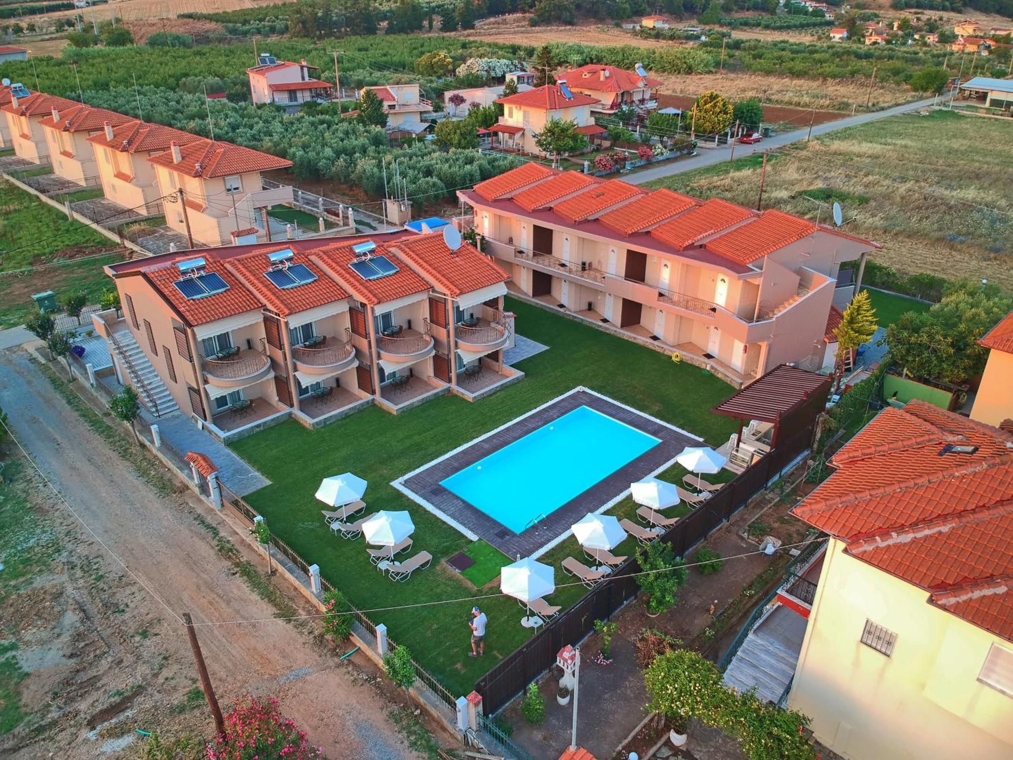 Mente Libre Villas Nea Plagia Exterior photo