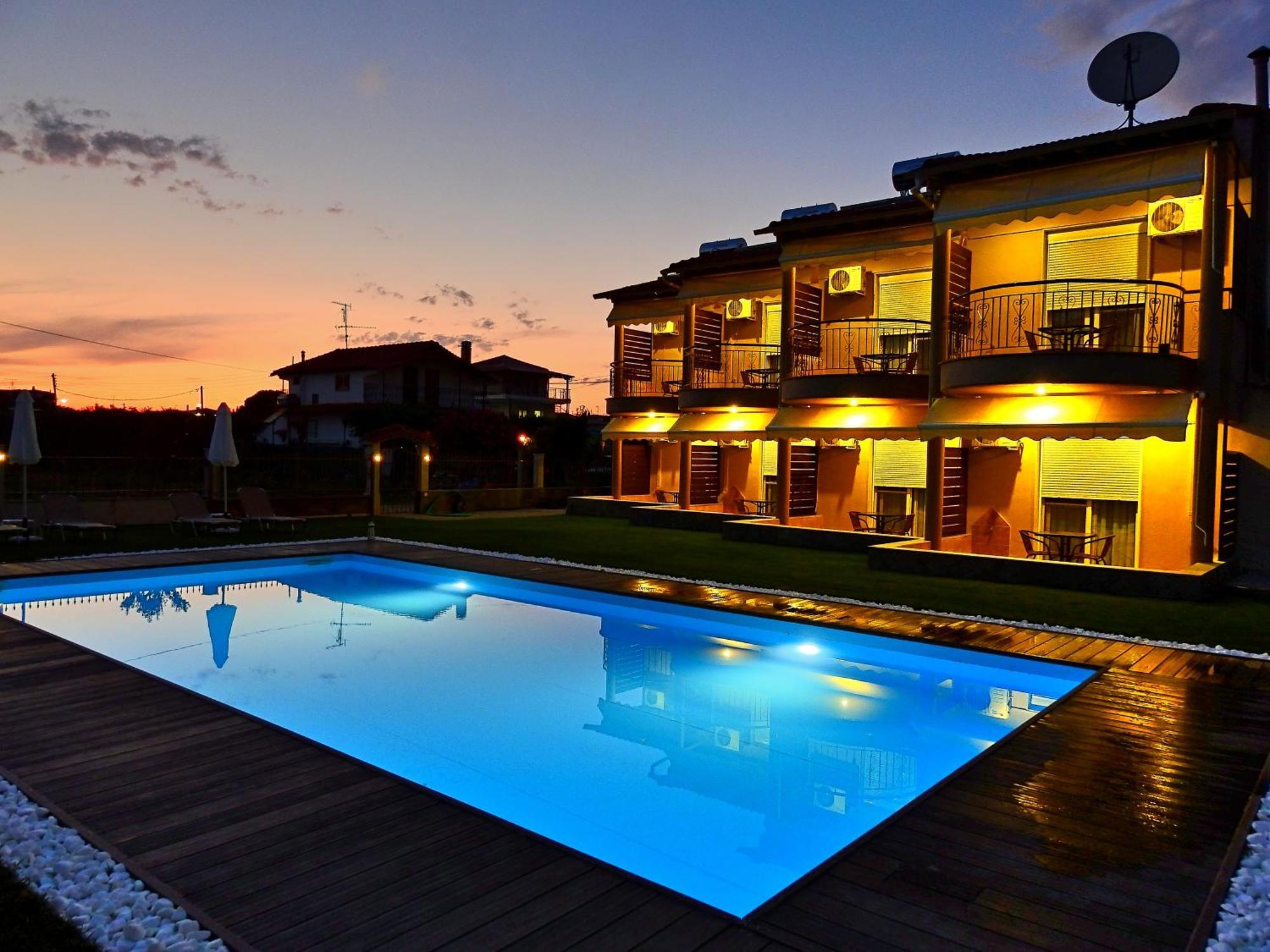Mente Libre Villas Nea Plagia Exterior photo